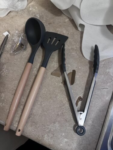 CAROTE 21pcs Pots and Pans Set. Nonstick Cookware Set Detachable Handle. Induction Kitchen Cookware Sets Non Stick with Removable Handle. RV Cookware Set. Gold and Purple photo review