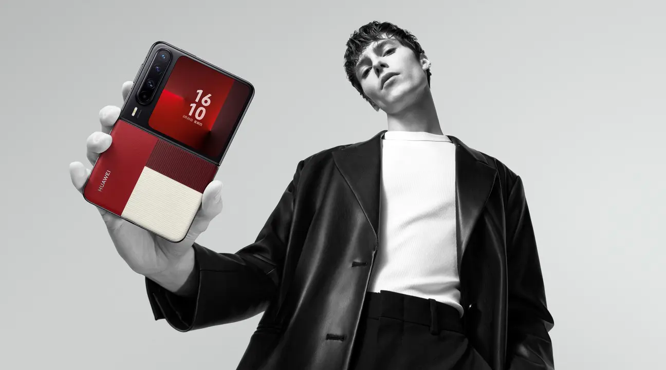 Nothing Phone (3a) 5G Dual SIM Dual Standby 256GB White (12GB RAM) Pura X - Foldable Smartphone with 16:10 Display