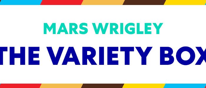 Bulk Mixed Chocolate Gift Box, containing M&M's Peanut Chocolate Candies, Snickers, Twix, Maltesers, Bounty, 1.4 kg。